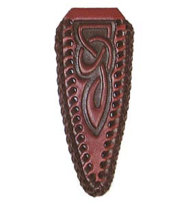 carving étuit de dague médiéval